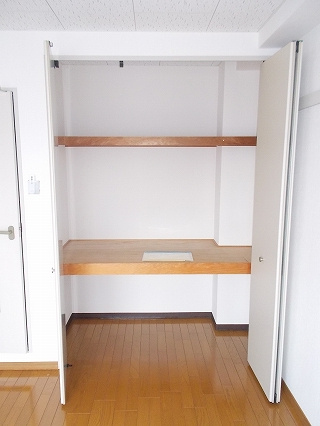 ビューハイツ吉備路の収納