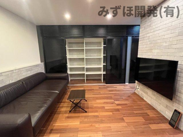 東根市大字東根甲4981-17の居間・リビング