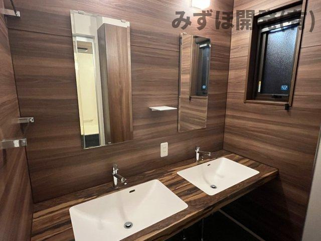 東根市大字東根甲4981-17の独立洗面台|独立洗面化粧台付き