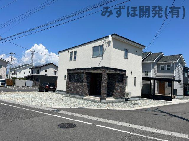 東根市大字東根甲4981-17の外観|南側前面道路