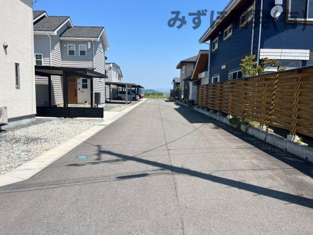 東根市大字東根甲4981-17の前面道路含む現地写真|東側前面道路