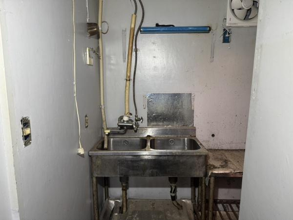 今市町テナント１F西