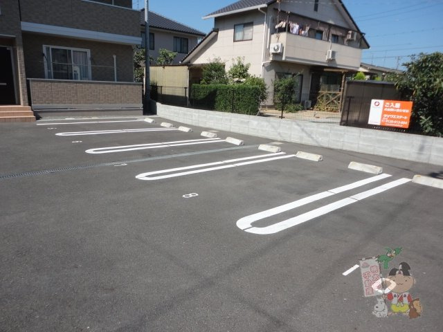 ボナールコートの駐車場