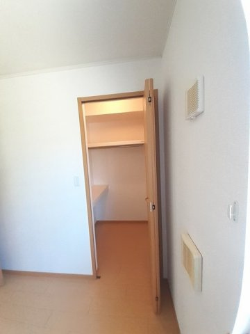 フォレスタ・高松　Ⅱの収納