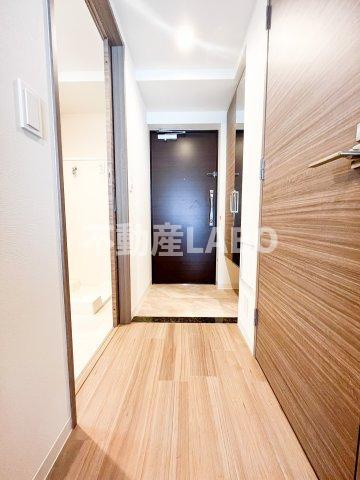 ラ・ピシーヌ南堀江の玄関