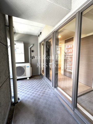 【バルコニー】 | レジディア心斎橋ウエスト | 広いバルコニー