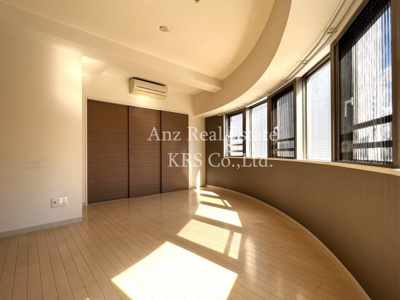 【その他】 | レジディア心斎橋ウエスト | 明るい！窓がたくさんあって開放感ばっちり