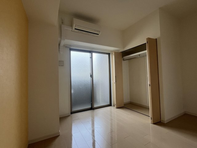 ポレスター越前町の洋室|6.1帖