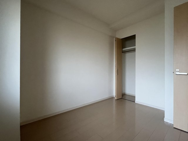 ポレスター越前町の洋室|5.1帖