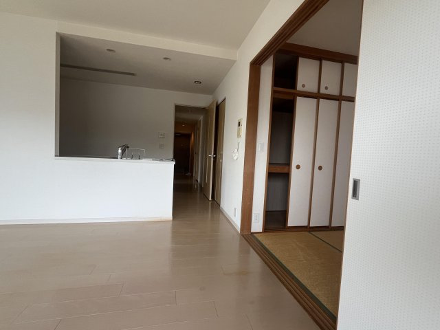 ポレスター越前町の居間・リビング|LDK　 14.5帖