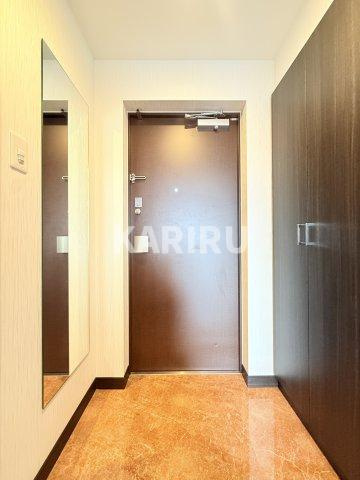 プレジオ長田の玄関