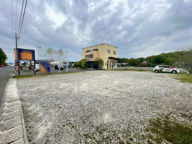 キーネ店舗の駐車場