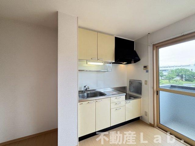 エクレール・ヴェルドミール　A棟のキッチン