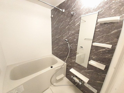 【浴室】 | Ｅｎｓｏｌｅｉｌｌｅ | お風呂で日々の疲れを落としましょう