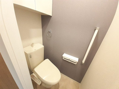 【トイレ】 | Ｅｎｓｏｌｅｉｌｌｅ | 落ち着いたトイレです