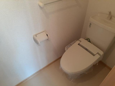 【トイレ】 | チェリー・ブロッサムⅠ | ゆったりとした空間のトイレです