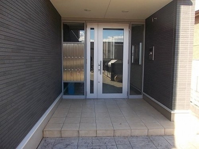 【エントランス】 | アクロポリスⅤ | 毎日通るエントランスはこのようになっています