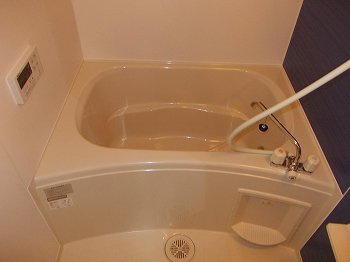 【浴室】 | アバンツァート玉手Ⅲ | 日々の疲れを癒すお風呂付です