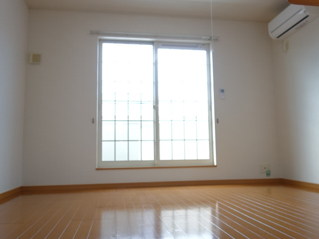 ソレイユ　カーサの居間・リビング