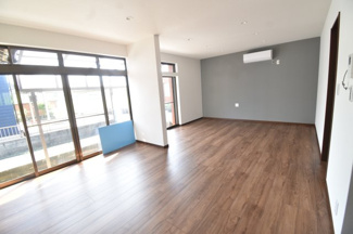 【居間・リビング】 | 鹿屋市札元1丁目　中古戸建