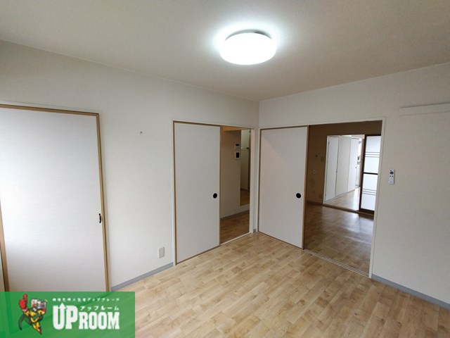 サニーサイドコーポ外堀の洋室