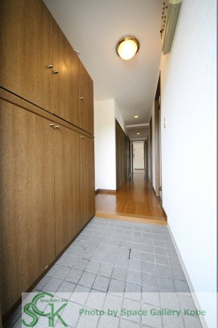 グランディア　ミ・アモーレ桃山台の玄関|※お部屋により仕様が異なる場合があります※