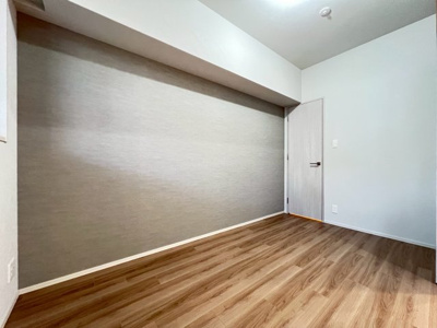 【洋室】 | スプランディッド城東関目