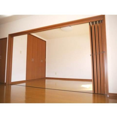 【洋室】 | グラン・シャリオ