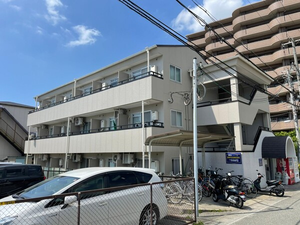 久保ハイツの外観