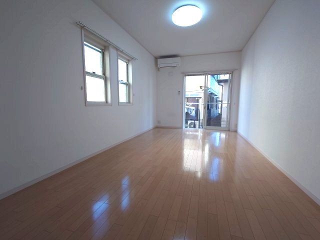 【居間・リビング】 | スマイルⅡ番館 | スマイルⅡ番館(Good Home)