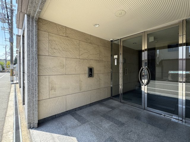 インペリアル・メゾン・フィールドのエントランス