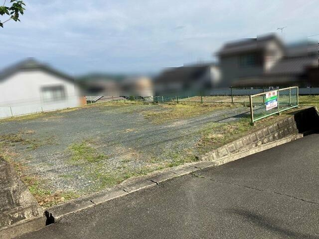 売地　新城市豊栄字大洞山1番240の外観|【現地写真】バス　作手線　「上山村」停まで徒歩約5分の立地です。
