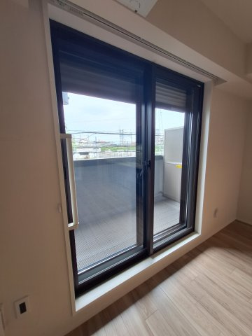 (シニア限定)Calme　westの内装|防犯シャッター