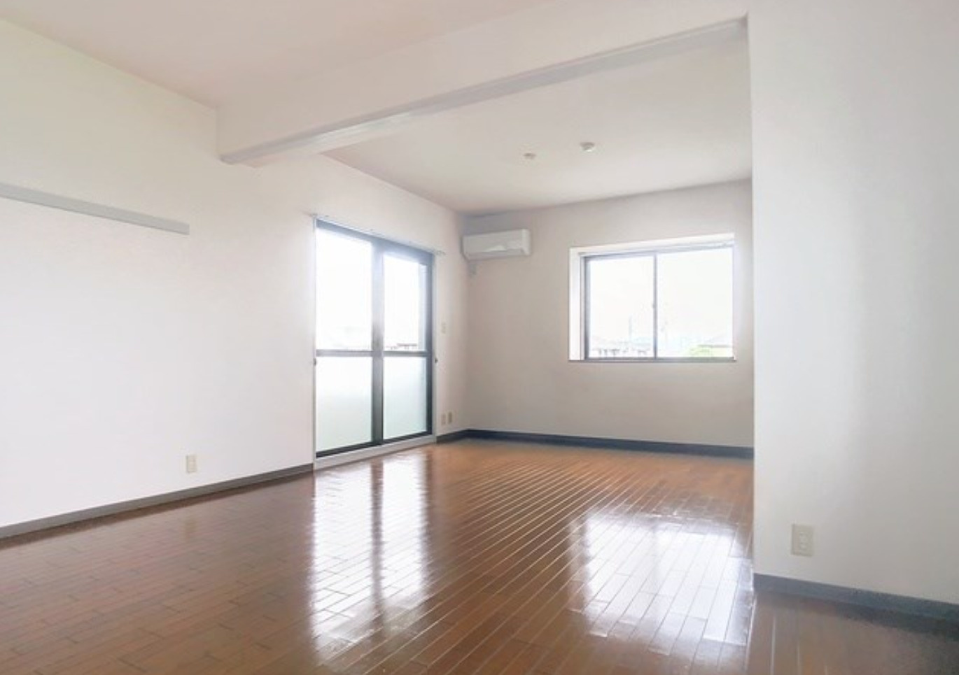 草津市笠山3丁目　一棟売マンションの洋室