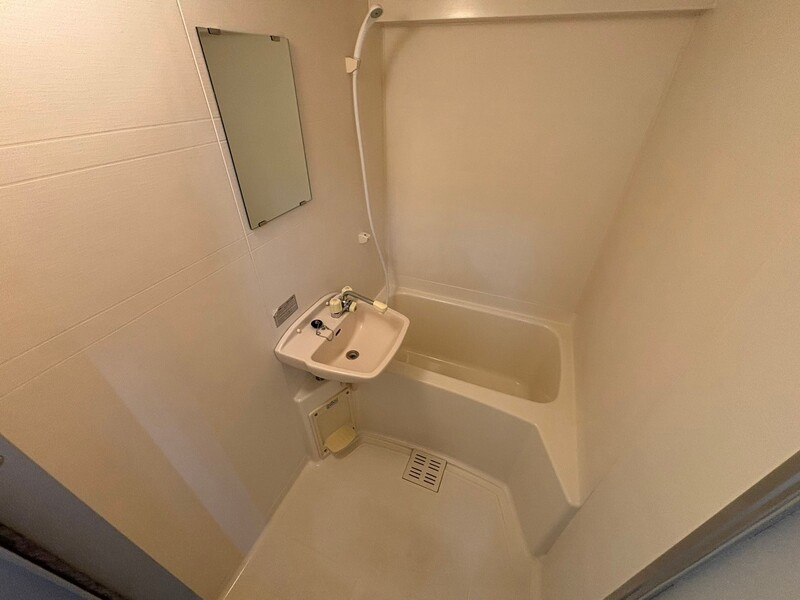 ランテルナM2の浴室