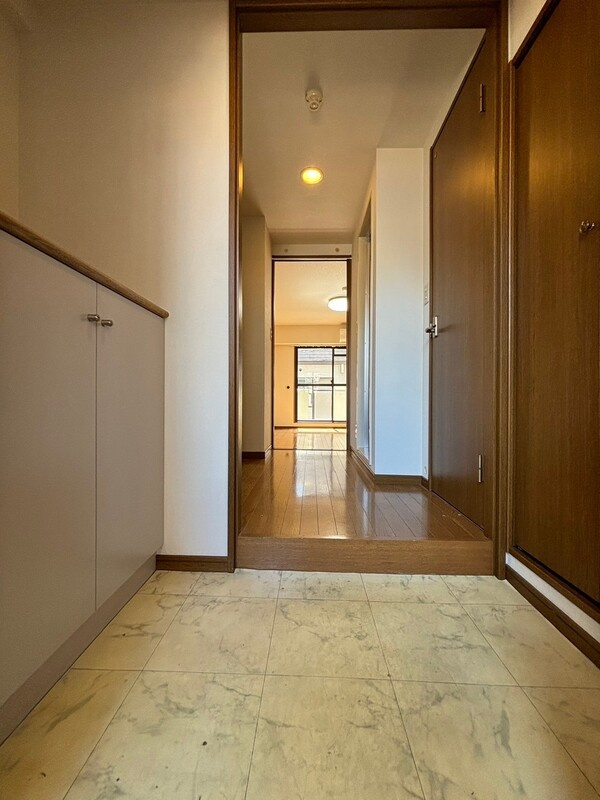 ランテルナM2の玄関