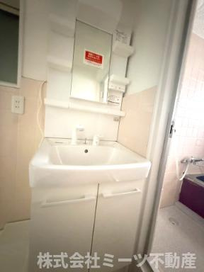 南上小阪　中古戸建　1580の独立洗面台
