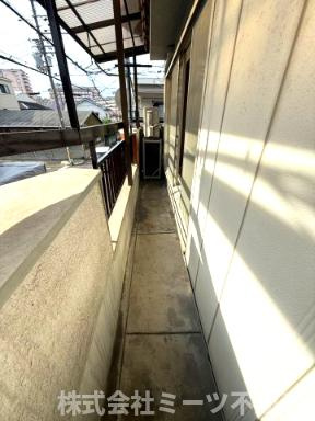 南上小阪　中古戸建　1580のバルコニー