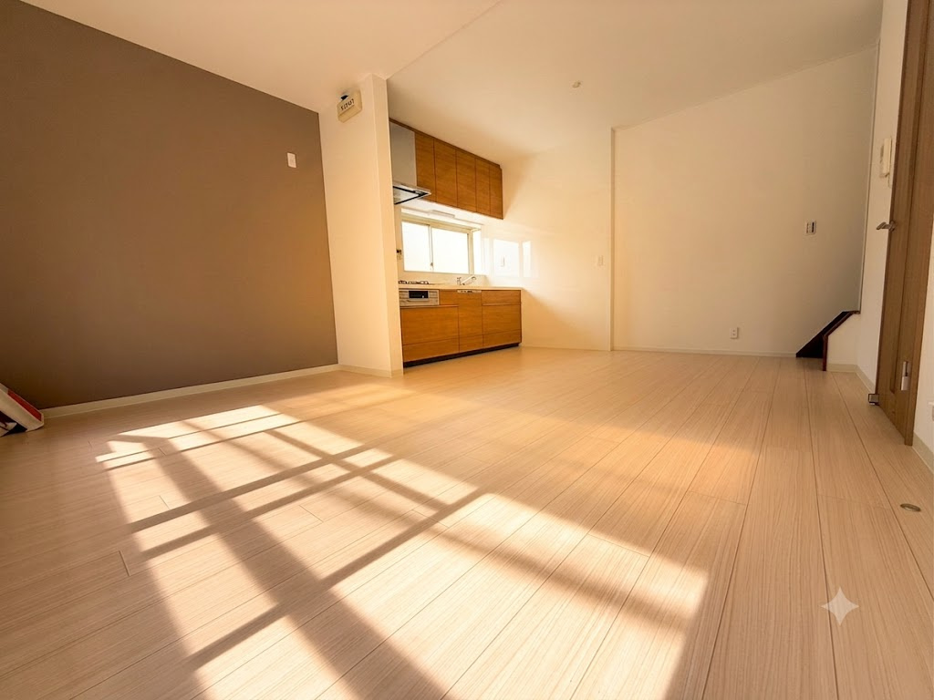 南上小阪　中古戸建の居間・リビング