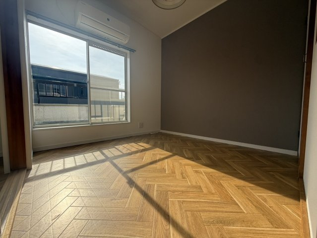 南上小阪　中古戸建の洋室