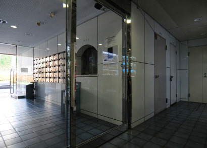 エクセル1のエントランス