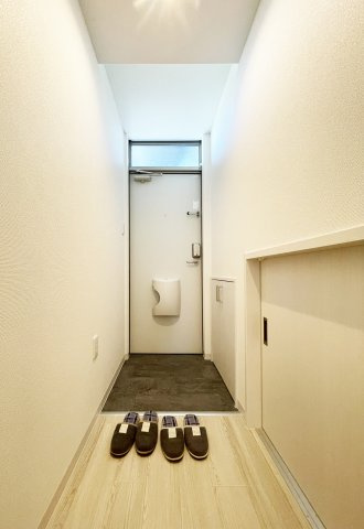 ココカラハウス庄町の玄関