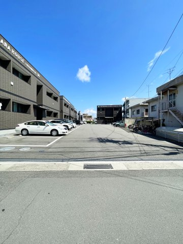 ココカラハウス庄町の駐車場