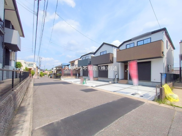 富士浦1期の前面道路含む現地写真