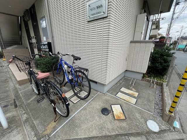 メゾン　すみれの駐車場|★駐輪場★