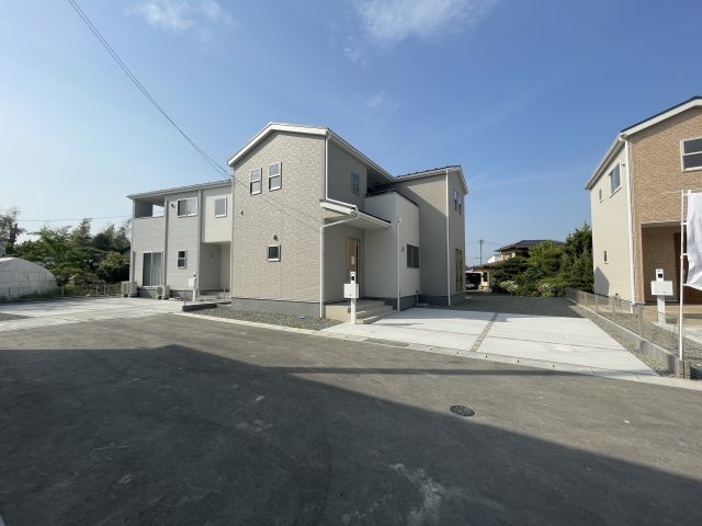 新築戸建・建売　本宮市仁井田五百川　Livele Garden　全6棟の駐車場