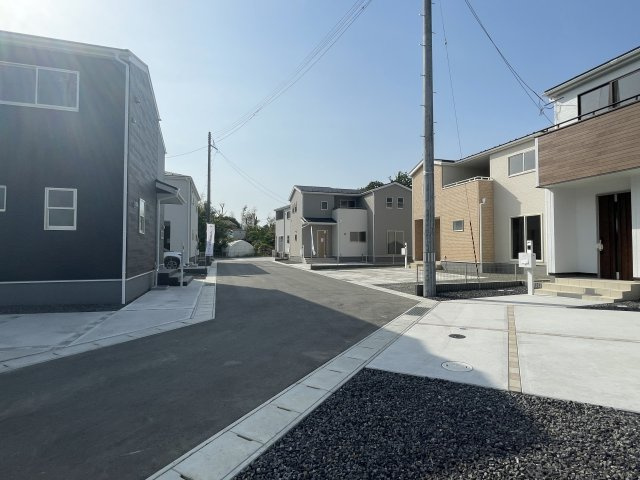 新築戸建・建売　本宮市仁井田五百川　Livele Garden　全6棟の前面道路含む現地写真