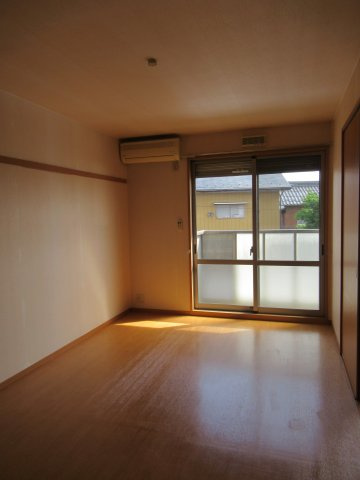 フォレストⅡの居間・リビング