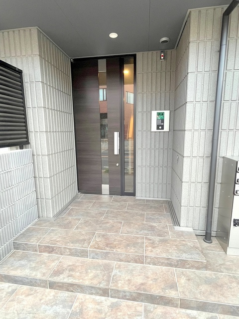 KIZUNA　HAUSのエントランス