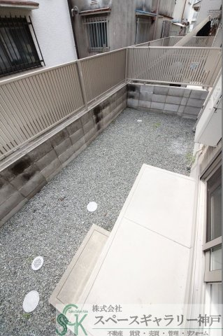 シャトー・ムートンの庭|※お部屋により仕様が異なる場合があります※